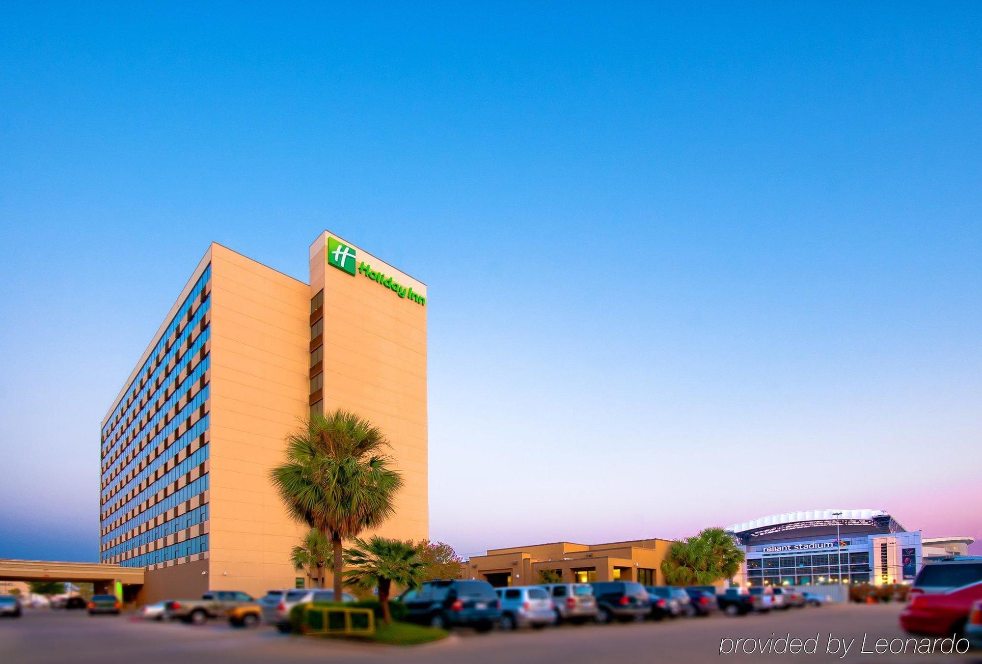 Hotel S - Nrg Area - Med Ctr By Ihg 4*
